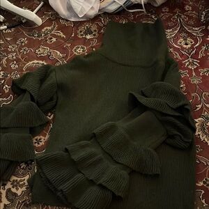 Women's Green Ruffled Turtleneck Sweater
